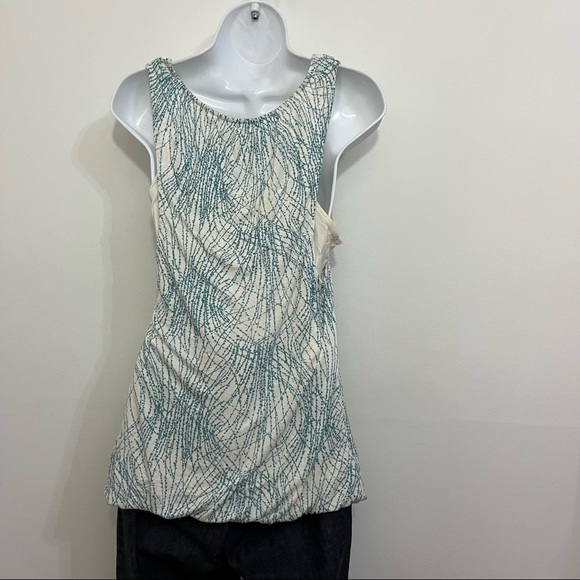 Bubble Tank Top by Anthropologie’s Kimchi & Blue is like new. Size small - Picture 11 of 12